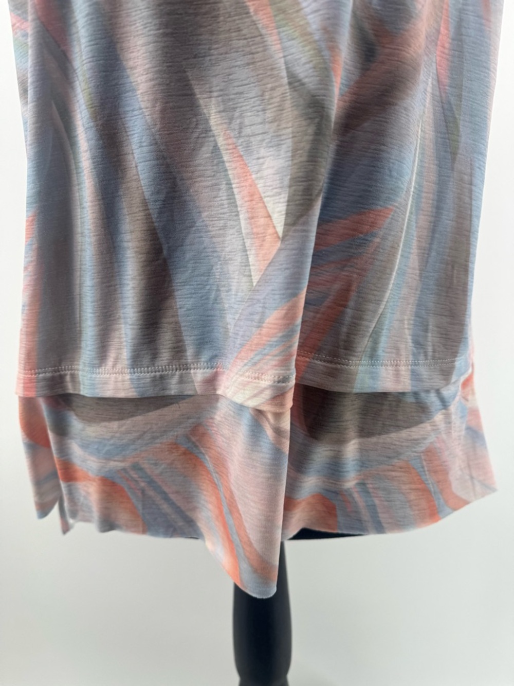 Calia Women’s Trapeze performance Tank Top in Blue & Coral size Large - Picture 5 of 10